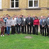 Gruppenbild aller Teilnehmer des Workshops, der im Institut für Numerische und Angewandte Mathematik der Universität Göttingen stattfand.